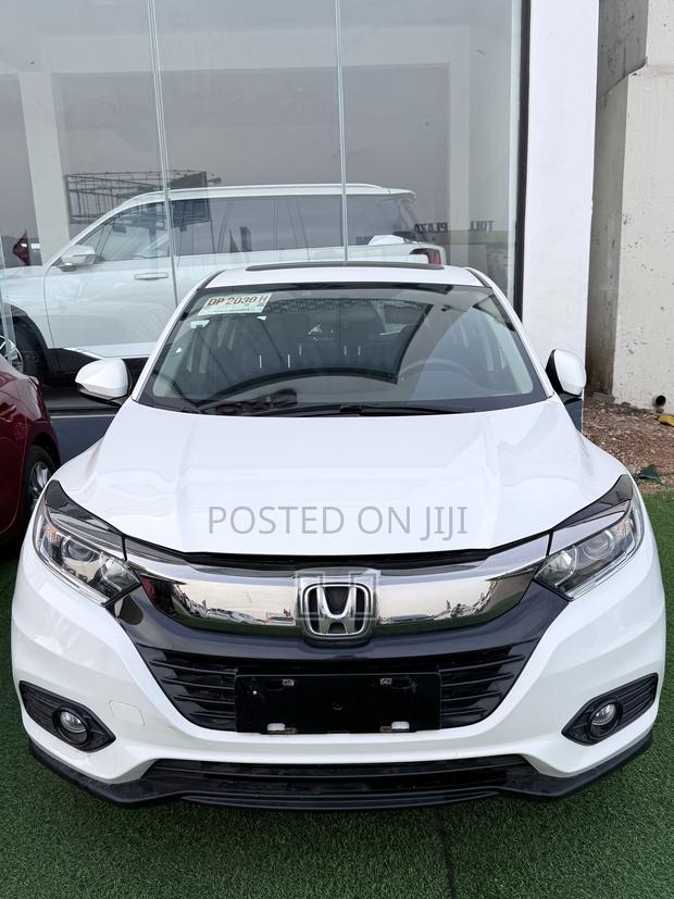 Honda Vezel 2017 White