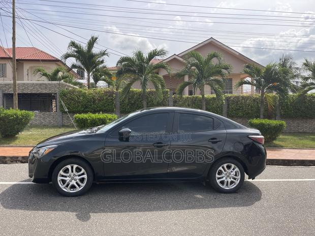 Toyota Yaris iA 1.5 FWD 2017 Black