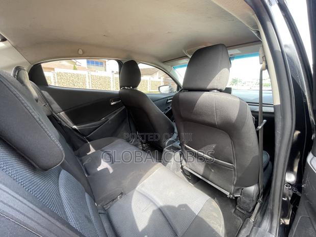 Toyota Yaris iA 1.5 FWD 2017 Black