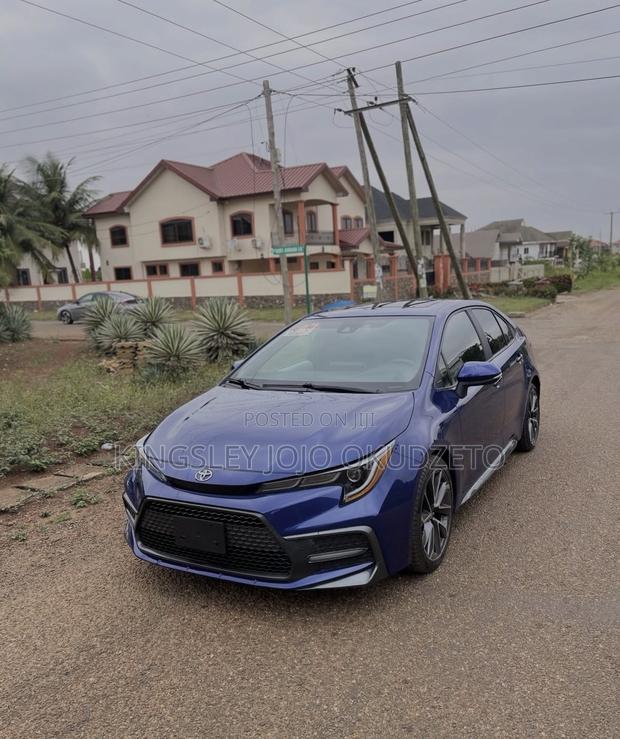 Toyota Corolla SE 2021 Blue