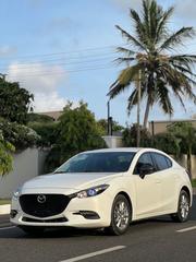 Mazda Axela 2019 White for sale