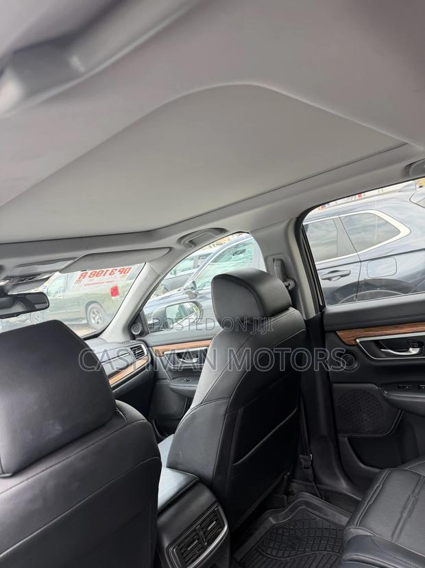 Honda CR-V Touring AWD 2019 Black