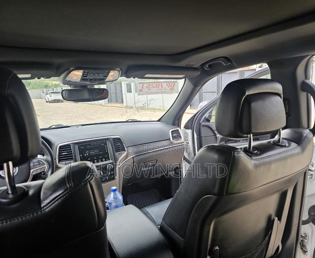 Jeep Grand Cherokee Limited 4dr 4x4 2017 White