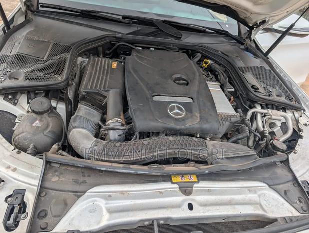 Mercedes-Benz C300 2016 White