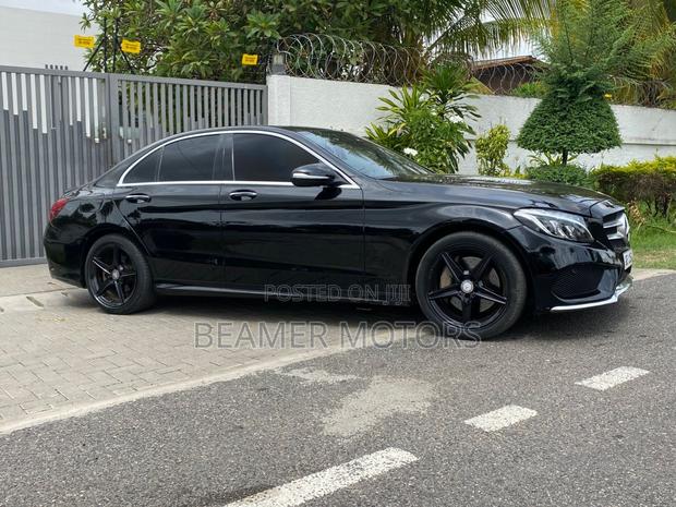 Mercedes-Benz C300 Sport 4Matic Sedan AWD (2.0L 4cyll 7A) 2016 Black