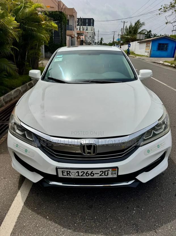 Honda Accord Sport 4dr Sedan FWD (2.4L 4cyl 2A) 2016 White