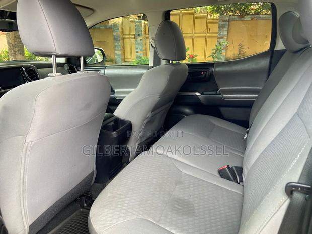 Toyota Tacoma 2021 Gray