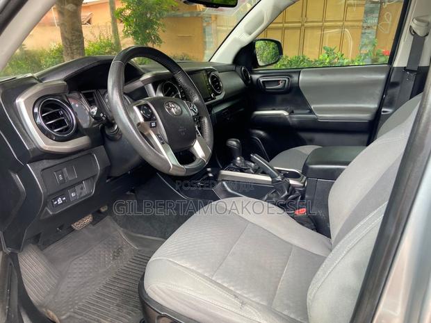 Toyota Tacoma 2021 Gray