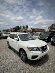 Nissan Pathfinder 2017 White for sale
