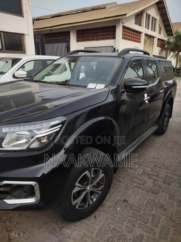 New Nissan Pick-Up 2025 Black