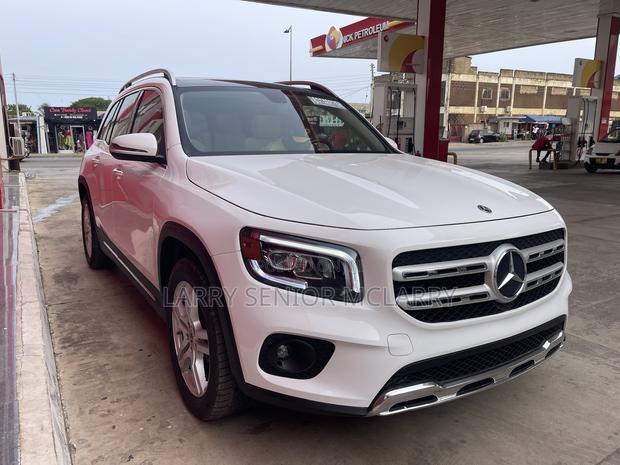 Mercedes-Benz GLB-Class GLB 250 4MATIC 2023 White