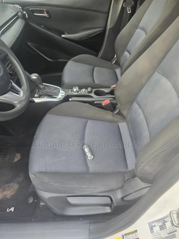 Toyota Yaris 2018 White