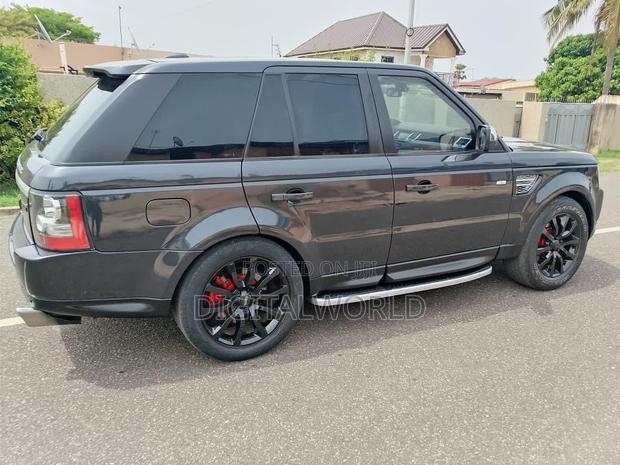 Land Rover Range Rover Sport Supercharged 4x4 (5.0L 8cyl 6A) 2012 Black