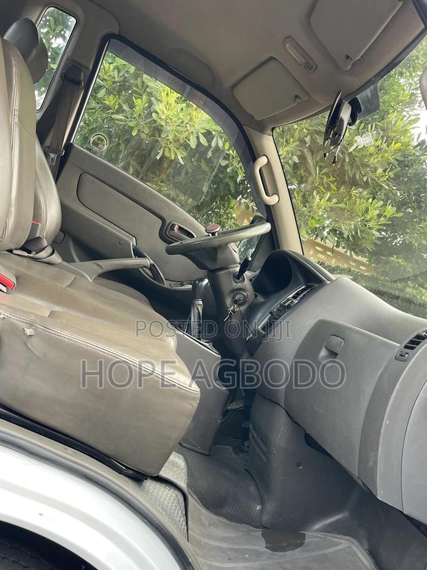 Hyundai Porter II 2010 White