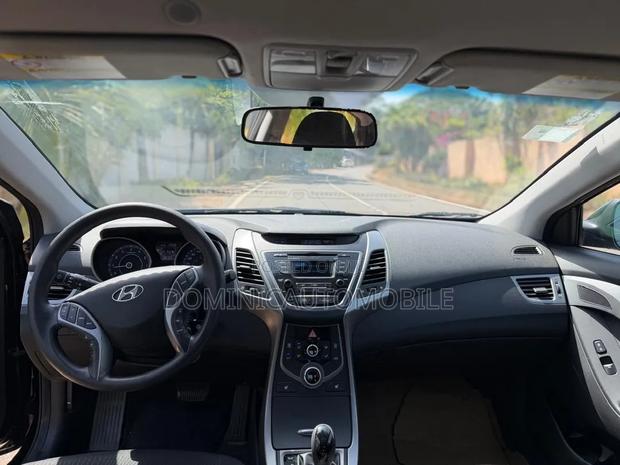 Hyundai Elantra Limited 4dr Sedan (1.8L 4cyl 6A) 2015 Black