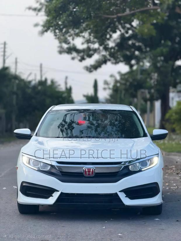 Honda Civic LX 4dr Sedan (2.0L 4cyl) 2016 White