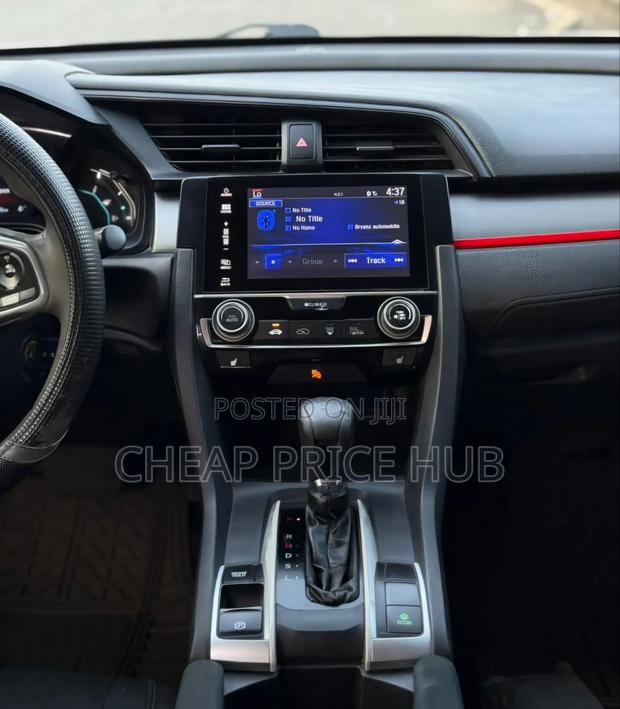Honda Civic LX 4dr Sedan (2.0L 4cyl) 2016 White