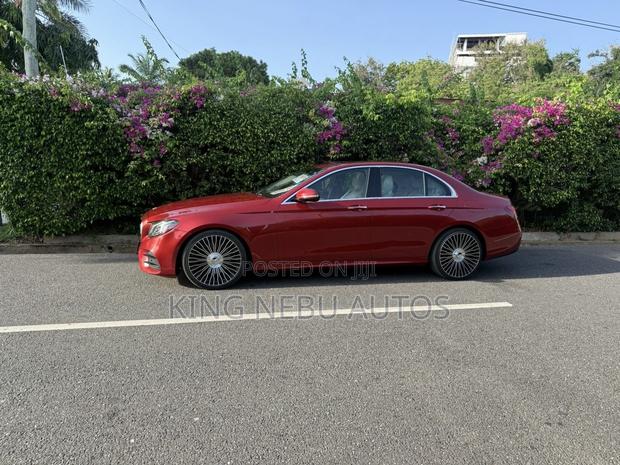 Mercedes-Benz E350 2021 Red