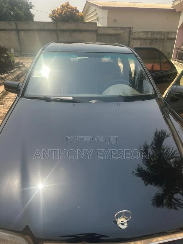 Mercedes-Benz C180 1998 Black