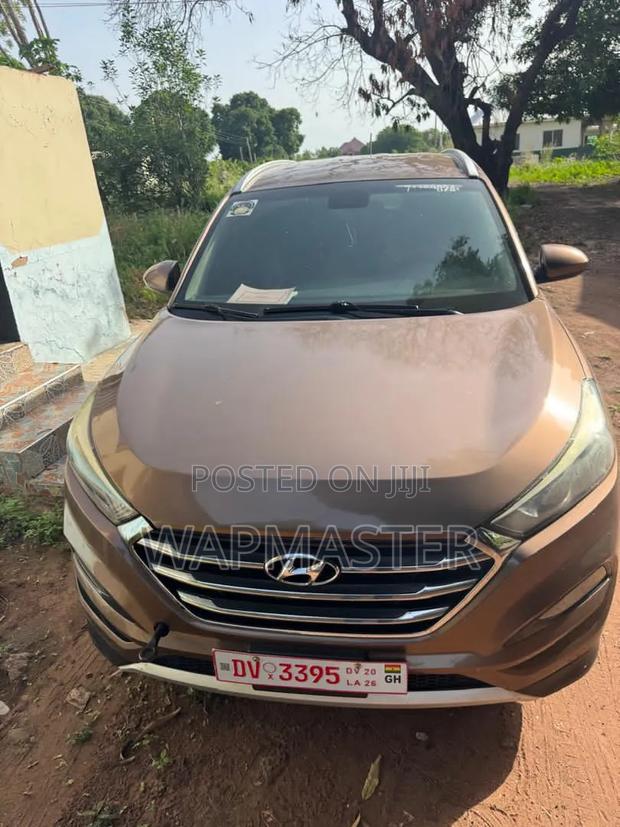 Hyundai Tucson SE AWD 2017 Brown