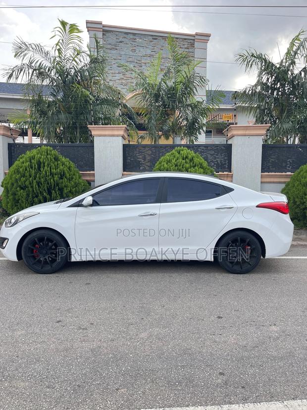 Hyundai Avante 2013 White