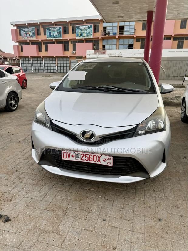 Toyota Vitz 1.5 FWD 3dr 2017 Silver