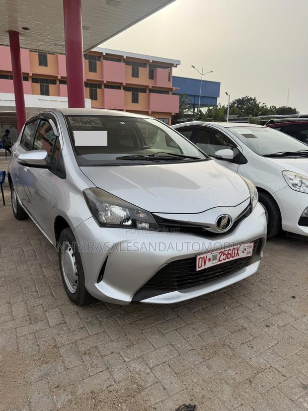 Toyota Vitz 1.5 FWD 3dr 2017 Silver
