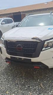 New Nissan Navara 2025 White for sale
