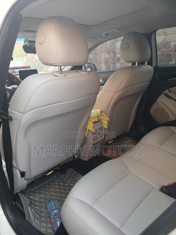 Mercedes-Benz GLA 250 2017 White