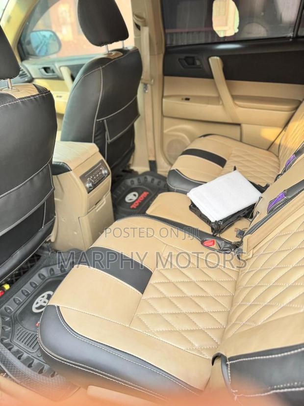 Toyota Highlander 2013 Blue