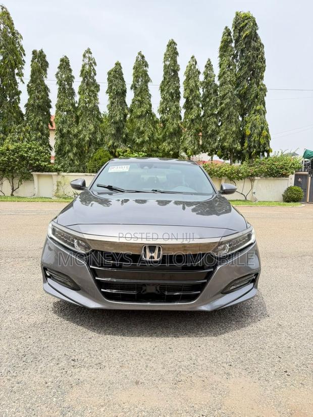 Honda Accord Sport (1.5L 4cyl Turbo CVT) 2019 Gray