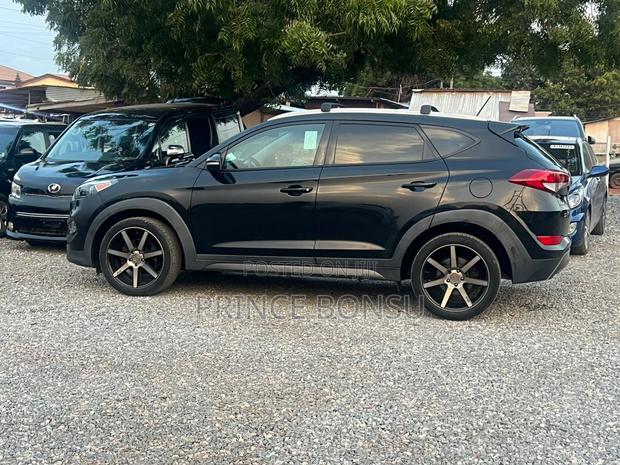 Hyundai Tucson 2018 Black