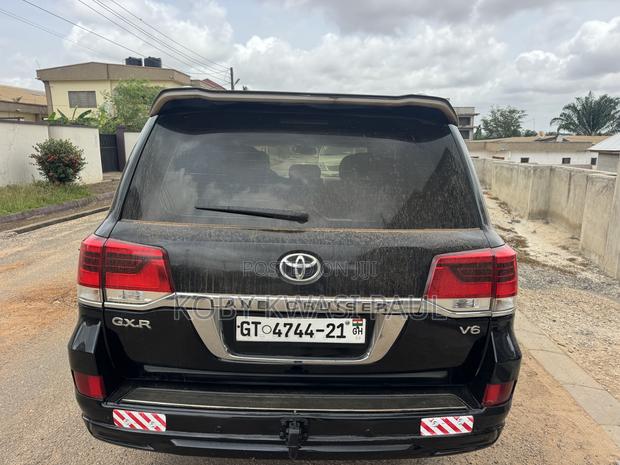 Toyota Land Cruiser 4.0 V6 DLX 2012 Black