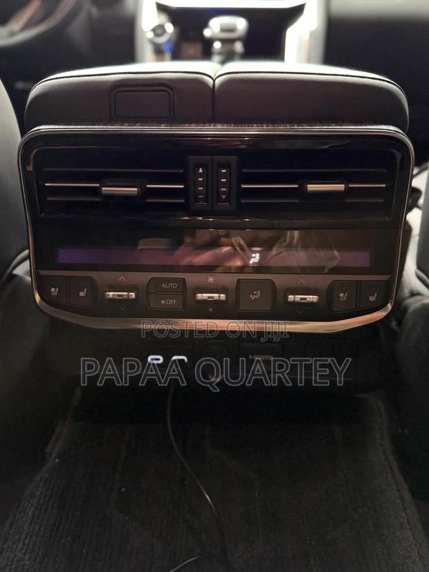 Toyota Land Cruiser 2025 Black