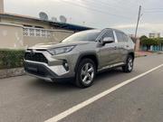 Toyota RAV4 XLE Premium 2022 Gold for sale