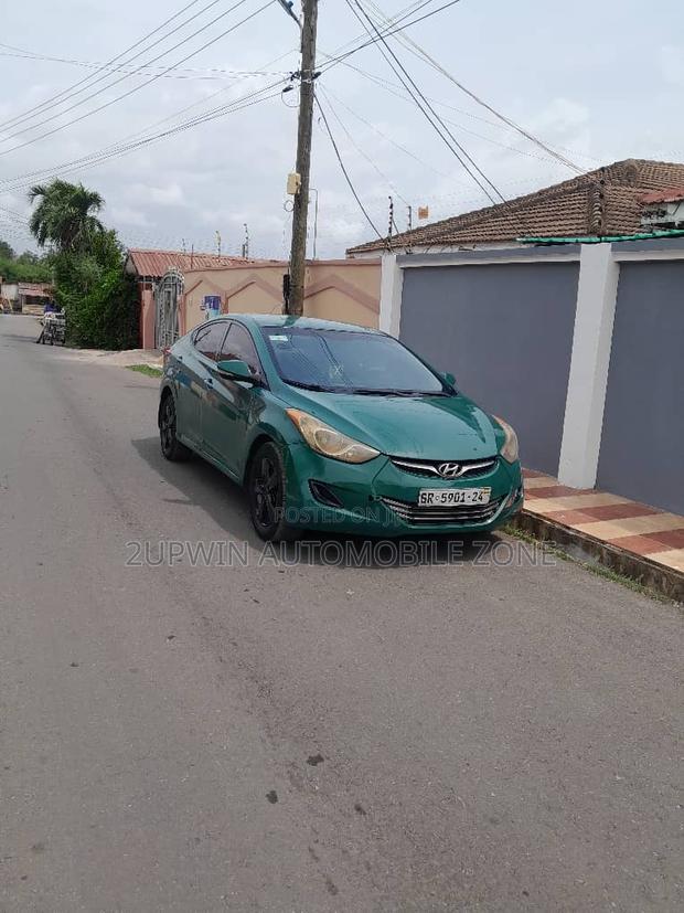 Hyundai Elantra 2012 Green