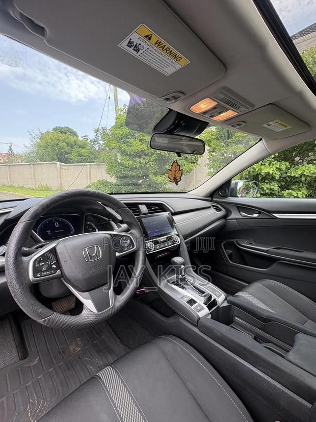 Honda Civic EX 4dr Sedan (2.0L 4cyl) 2017 Gray