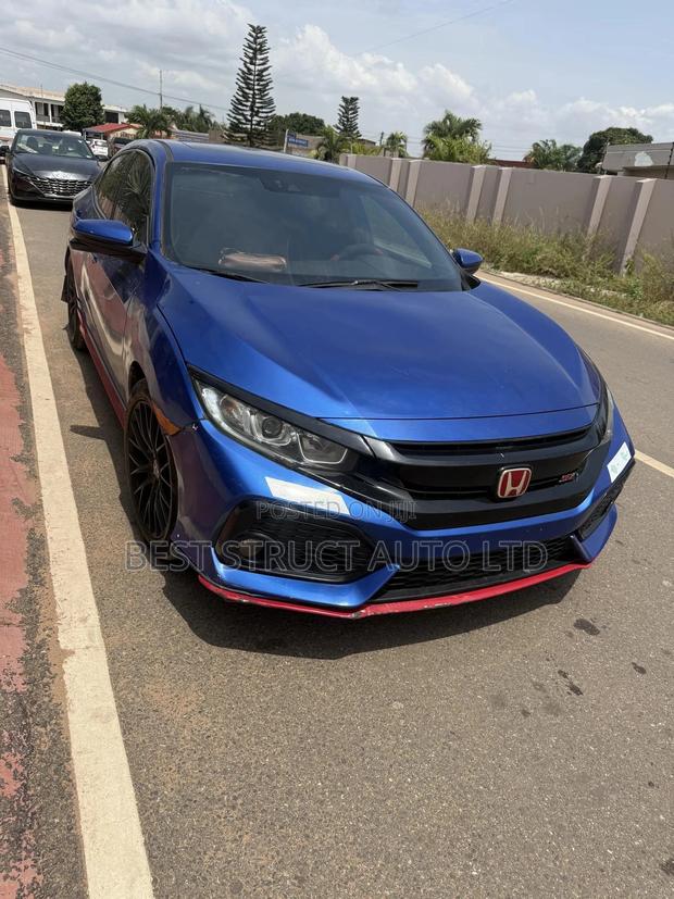 Honda Civic Sport 4dr Hatchback (1.5L 4cyl) 2017 Blue