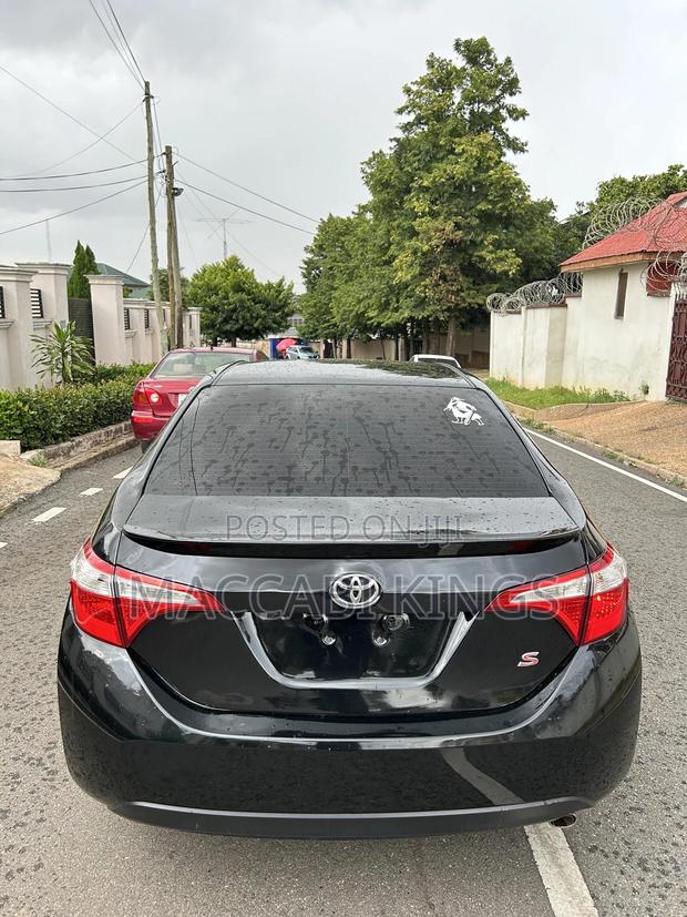 Toyota Corolla S Plus 4dr Sedan (1.8L 4cyl CVT) 2016 Black