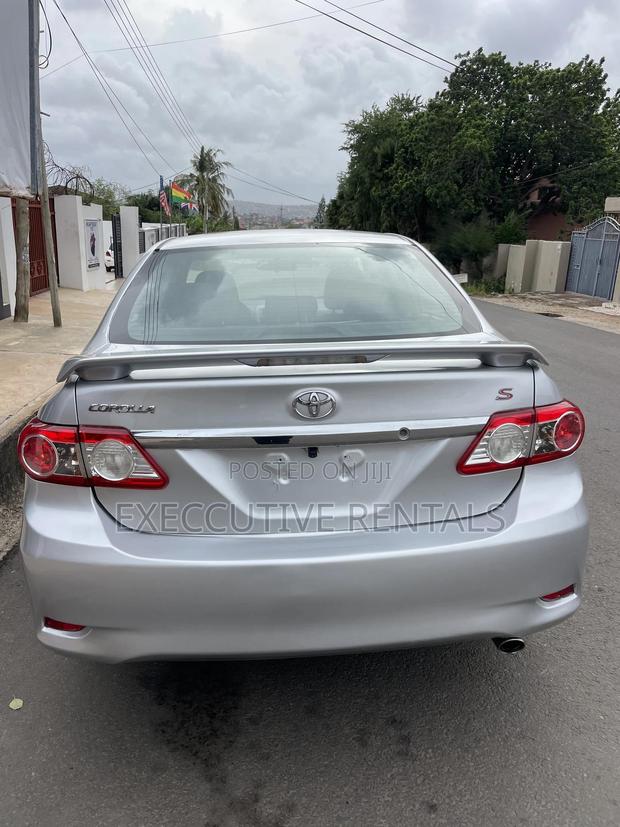 Toyota Corolla 2013 Silver