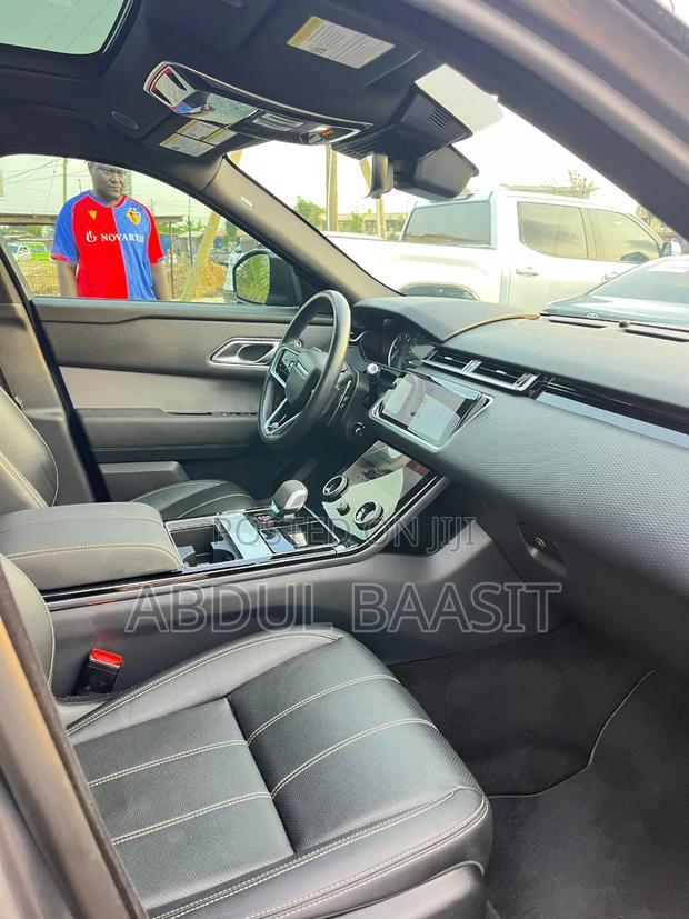 Land Rover Range Rover Velar R-Dynamic HSE 2022 Ivory