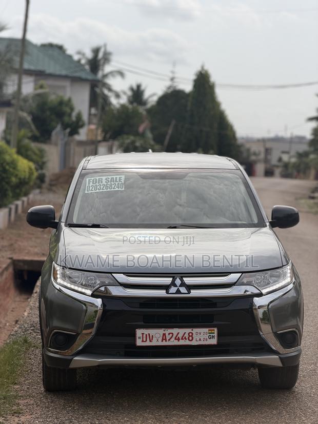 Mitsubishi Outlander SEL AWC 2018 Gray
