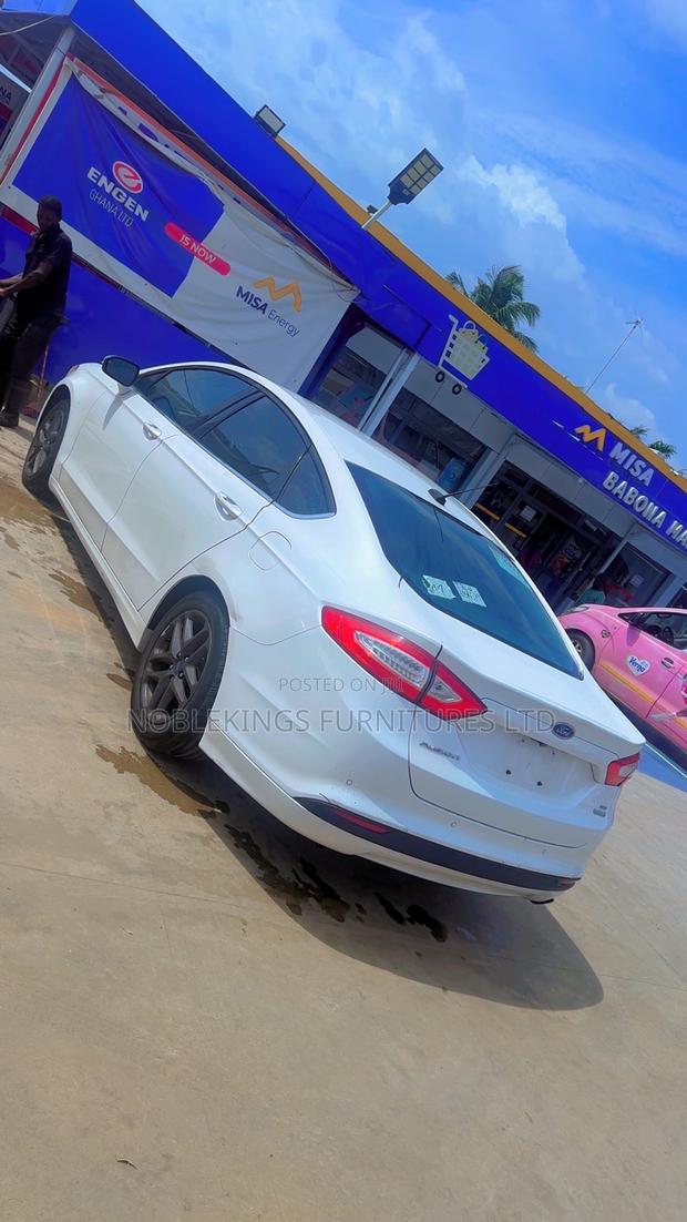 Ford Fusion S FWD 2016 White