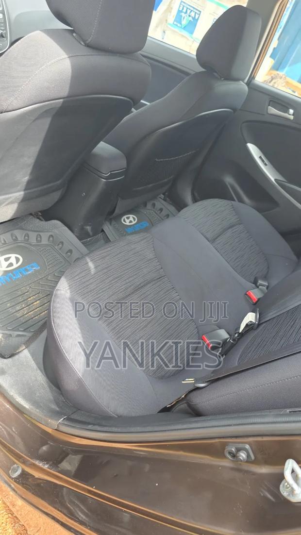 Hyundai Accent GS 4dr Hatchback (1.6L 4cyl 6A) 2015 Brown