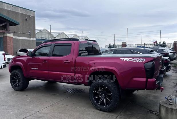 Toyota Tacoma TRD Sport 2021 Pink
