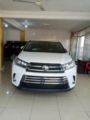 Toyota Highlander 2019 White for sale