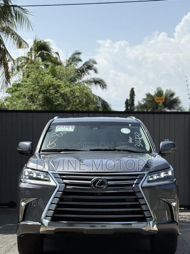 Lexus LX 570 AWD 2021 Gray