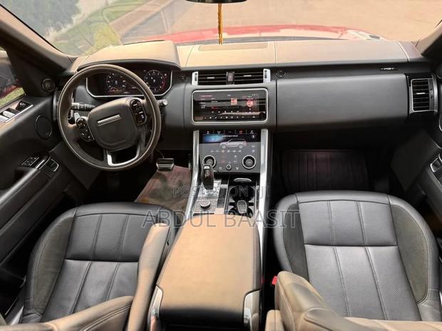Land Rover Range Rover Velar R-Dynamic HSE 2021 Red
