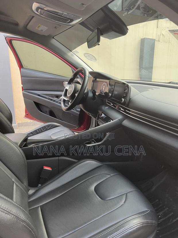 Hyundai Elantra SEL 2021