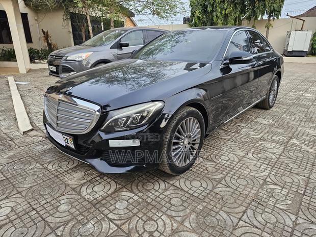 Mercedes-Benz C300 Luxury 4Matic Sedan AWD (2.0L 4cyl 7A) 2016 Black